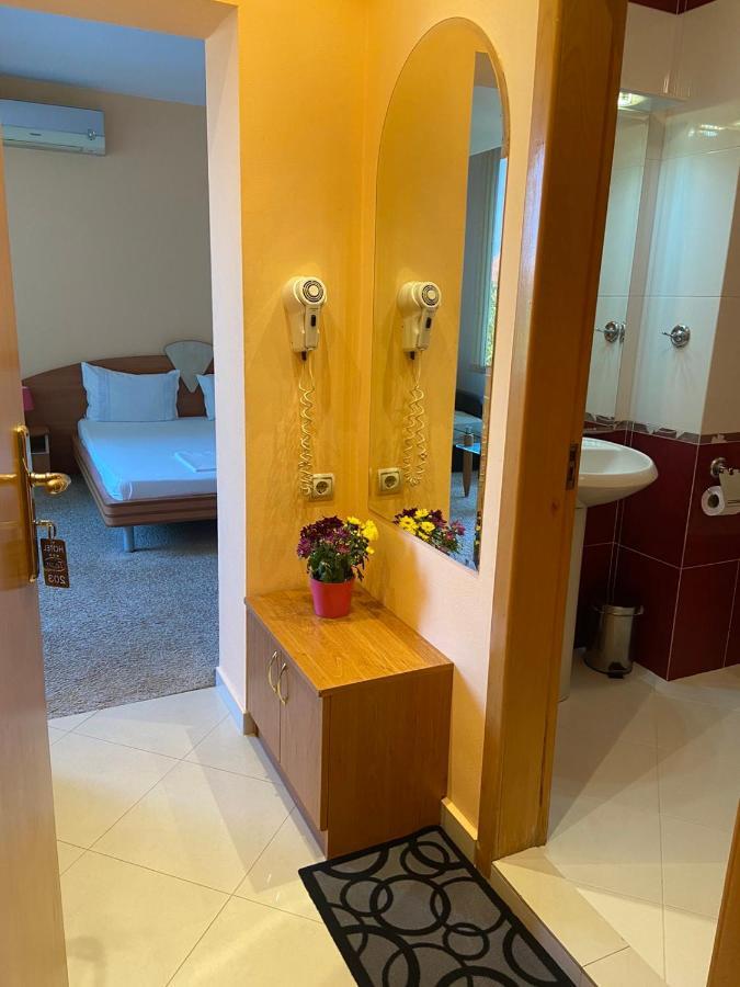 Hotel Tedi Asenowgrad Zewnętrze zdjęcie