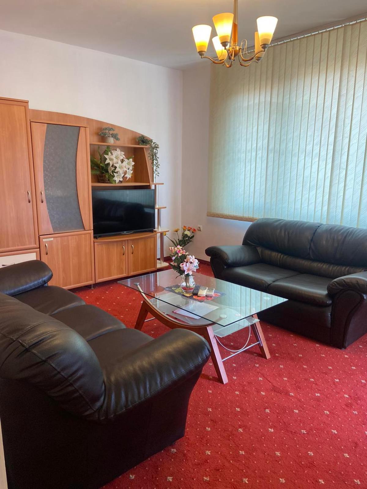 Hotel Tedi Asenowgrad Zewnętrze zdjęcie